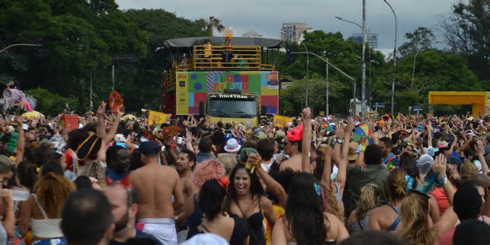 Carnaval de Salvador começa hoje celebrando 40 anos do Axé