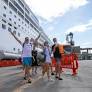 A oitava escala do navio de cruzeiro MSC Armonia, registrada nesta sexta-feira (31), encerrou a temporada 2024/2025 em Paranaguá.