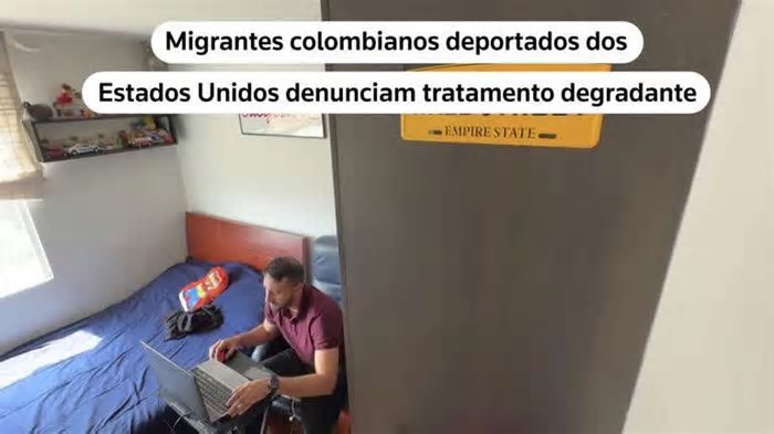 Migrantes colombianos deportados dos Estados Unidos denunciam tratamento degradante
