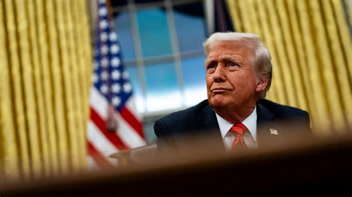 Uma surpresa a cada dia: como as decisões de Trump mexem com a economia mundial
