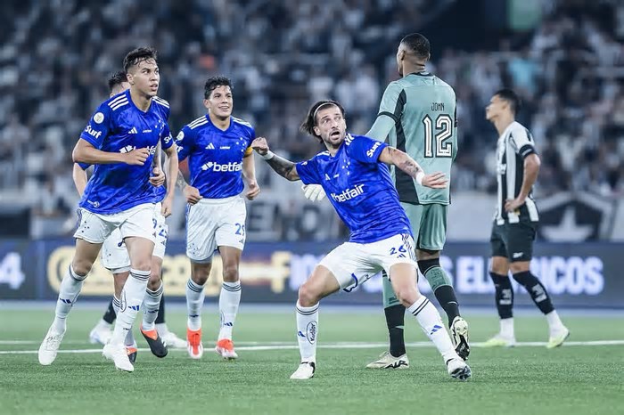 Previsão de Inteligência artificial, situação de Matheus Pereira e as melhores médias de gols dos times: as últimas notícias do Cruzeiro