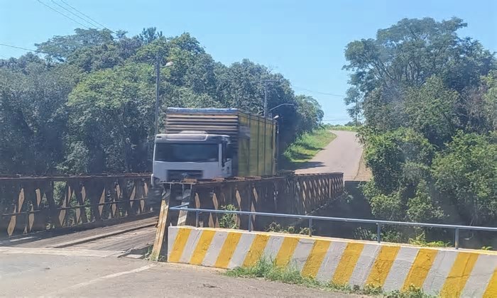 Autoridades preocupados com a ponte de ferro