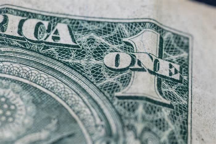 Dólar fecha em leve queda, apesar de ameaças tarifárias de Trump