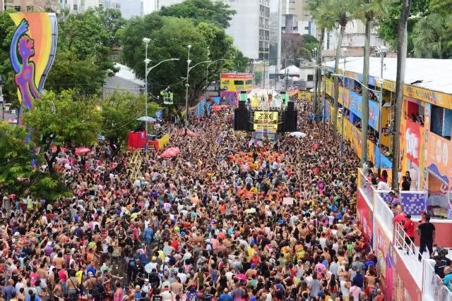 Portais da SSP contabilizam aumento de 22% de público no primeiro dia do Carnaval, com 1,5 milhão de pessoas nos circuitos