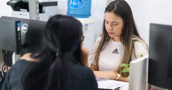 EMPREGO: Sines ofertam mais de 380 vagas nesta segunda-feira em Manaus