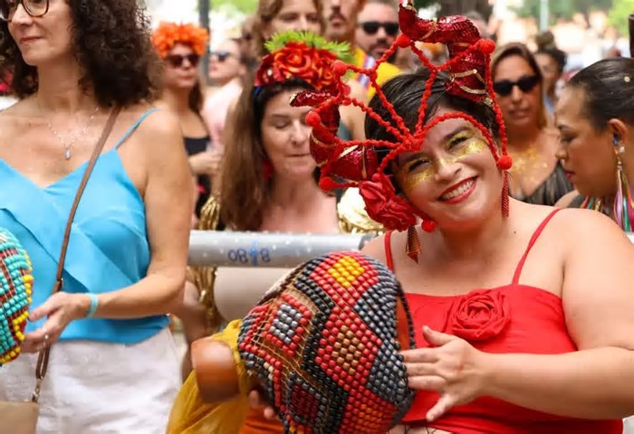 Ainda dá tempo de patrocinar um bloco de rua no carnaval do Rio; veja como funciona