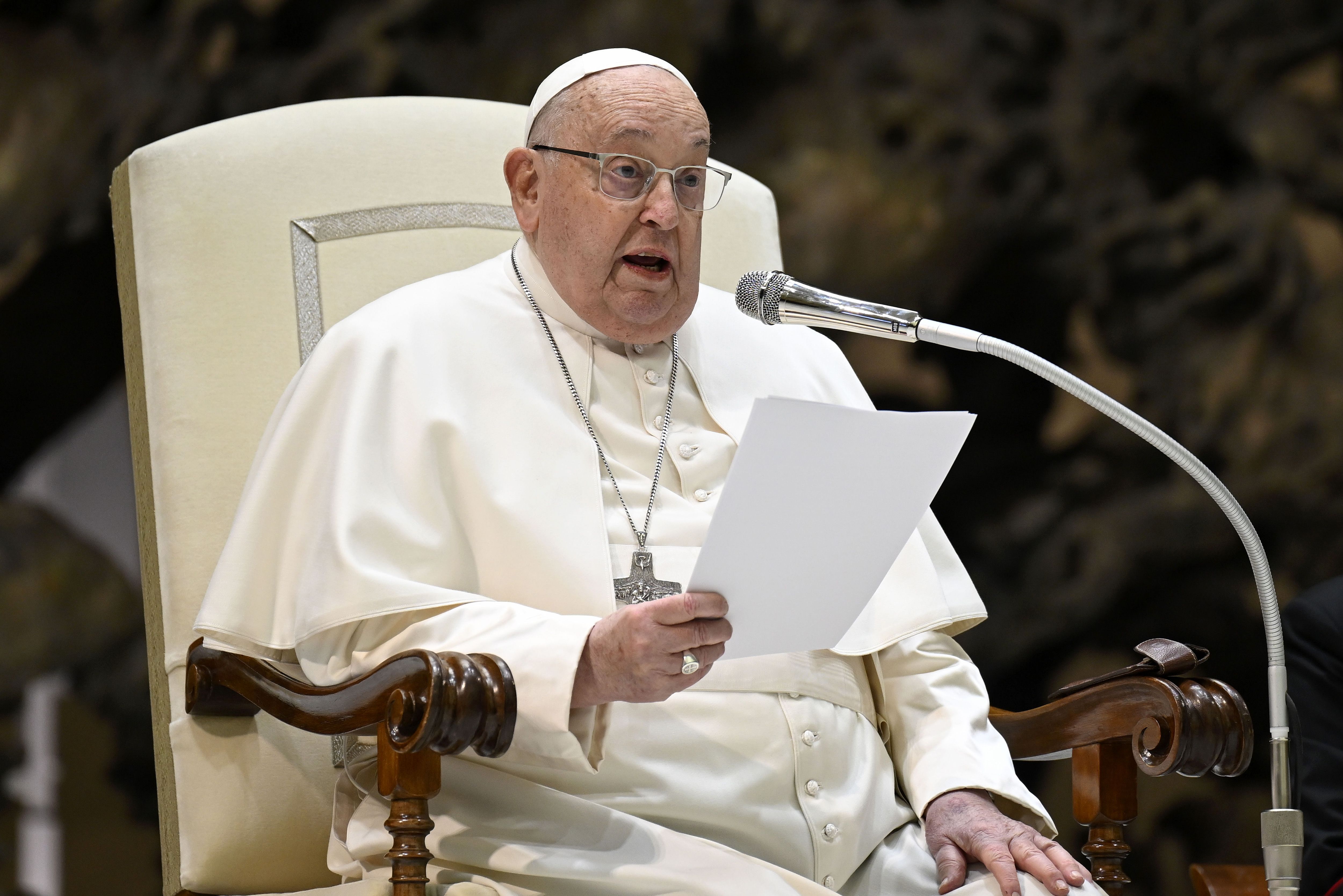 Vaticano diz que papa Francisco 