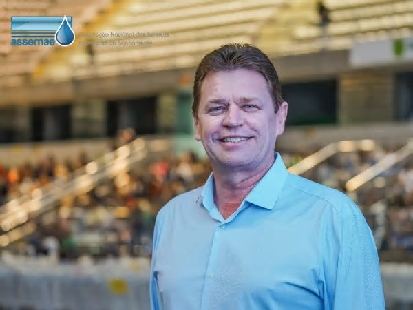 Onésimo Sell assume presidência da Assemae SC com foco na inovação e fortalecimento do saneamento