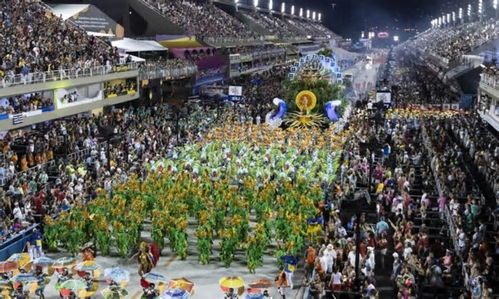 Brasil espera 53 milhões de pessoas e faturação de 2 mil milhões de euros no Carnaval