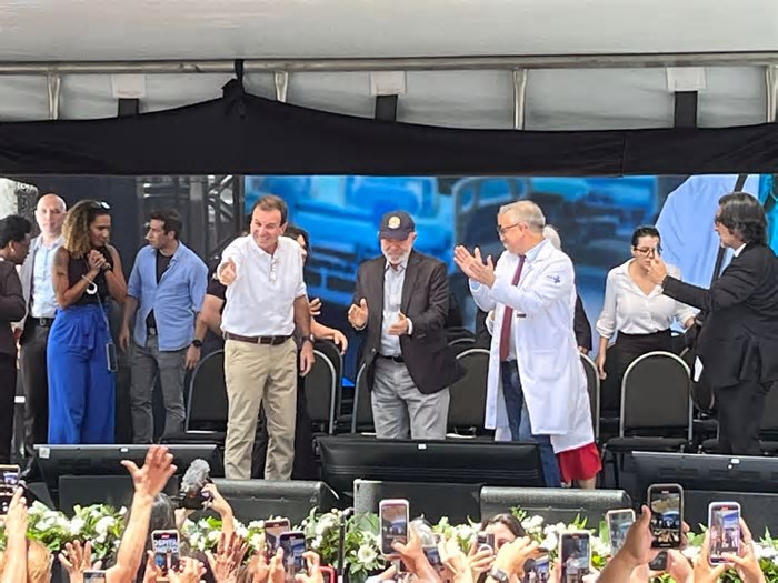 Paes e Lula participam da reabertura da emergência do Hospital Federal de Bonsucesso