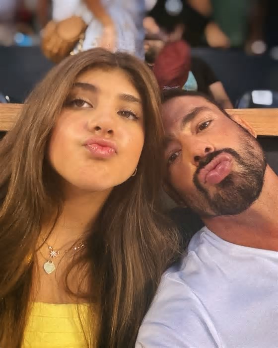Cauã Reymond curte Rio Open com a filha, Sofia Massafera