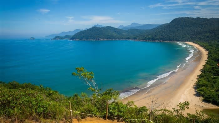 Esta praia é um verdadeiro refúgio para o carnaval no Rio de Janeiro
