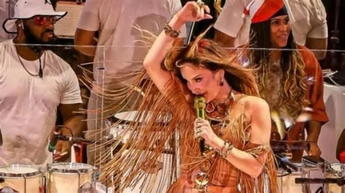 Polêmica religiosa pode tirar Claudia Leitte do carnaval da Bahia