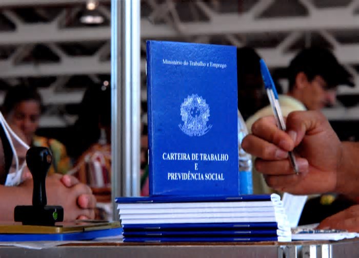 Confira as vagas de emprego do SineBahia e Simm em Salvador e RMS nesta segunda-feira (3)