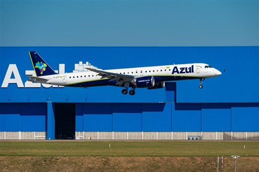 Azul amplia malha com voos diretos de Campinas para Porto e Montevidéu