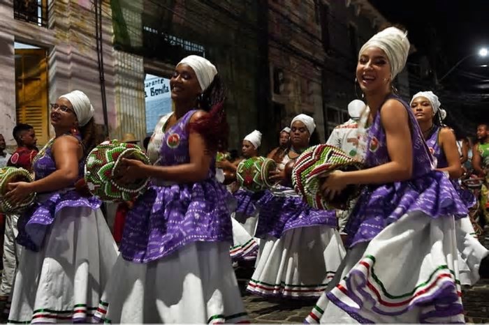 Batuques e Maracatu: Recife recebe ensaios de Nações a partir desta quarta-feira