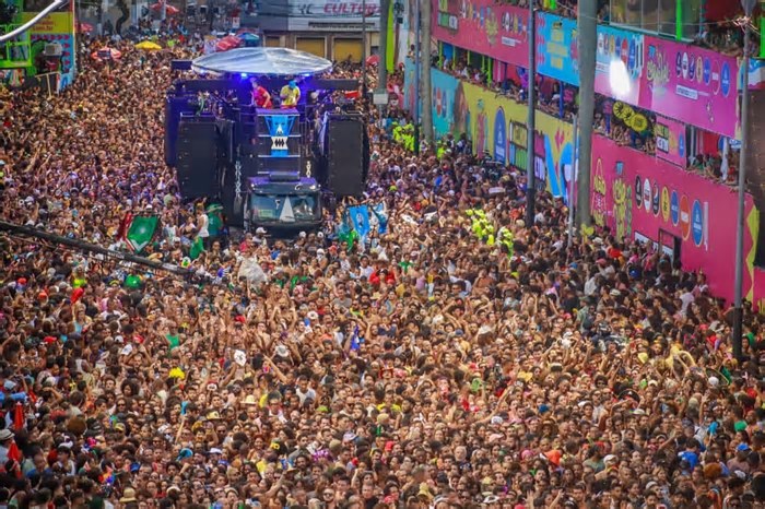 Salvador é terceiro destino mais procurado para Carnaval 2025. Quem está à frente?