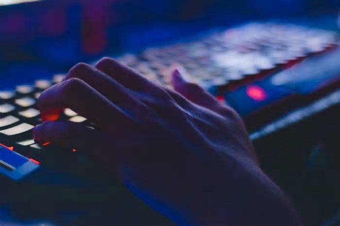 Exchange de criptomoedas Bybit sofre ataque hacker e perde US$ 1,4 bilhão