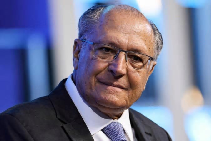 Alckmin propõe cotas de importação em resposta à tarifa de Trump