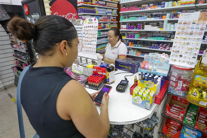 Setores de comércio e serviços do DF superam expectativa e ficam acima da média nacional