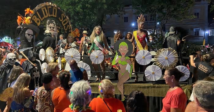 Enterro da Tristeza marca o Carnaval de Florianópolis há mais de 60 anos; veja a programação