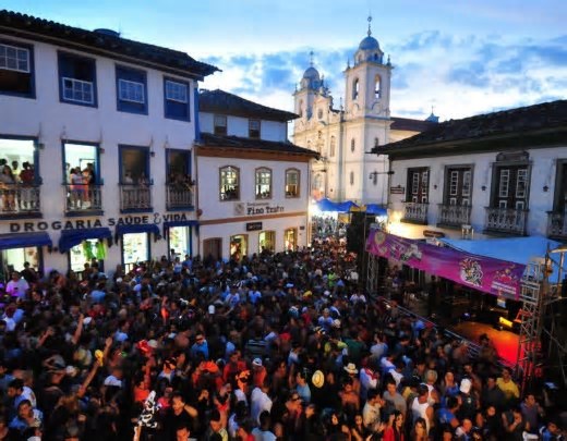 Dentro da folia: 5 motivos para curtir o carnaval nesta cidade de Minas