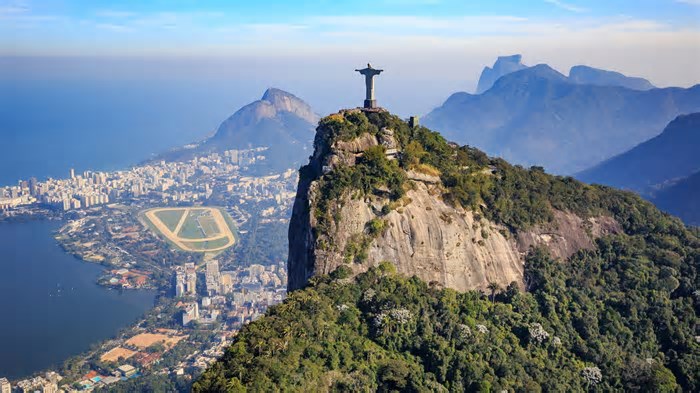 Do Cristo Redentor às praias icônicas, o melhor do Rio de Janeiro!