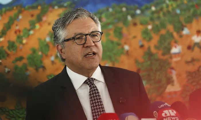 Alexandre Padilha é novo ministro da Saúde; Lula anuncia troca de Nísia Trindade