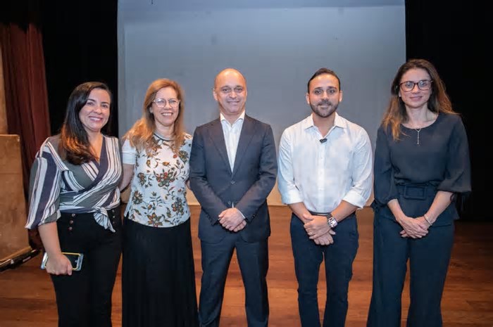 Professores da rede municipal de BH terão acesso à formação gratuita em abordagem Steam