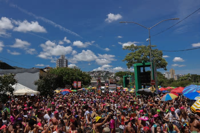 Carnaval de BH ganha três avenidas sonorizadas e programação noturna com o Via das Artes
