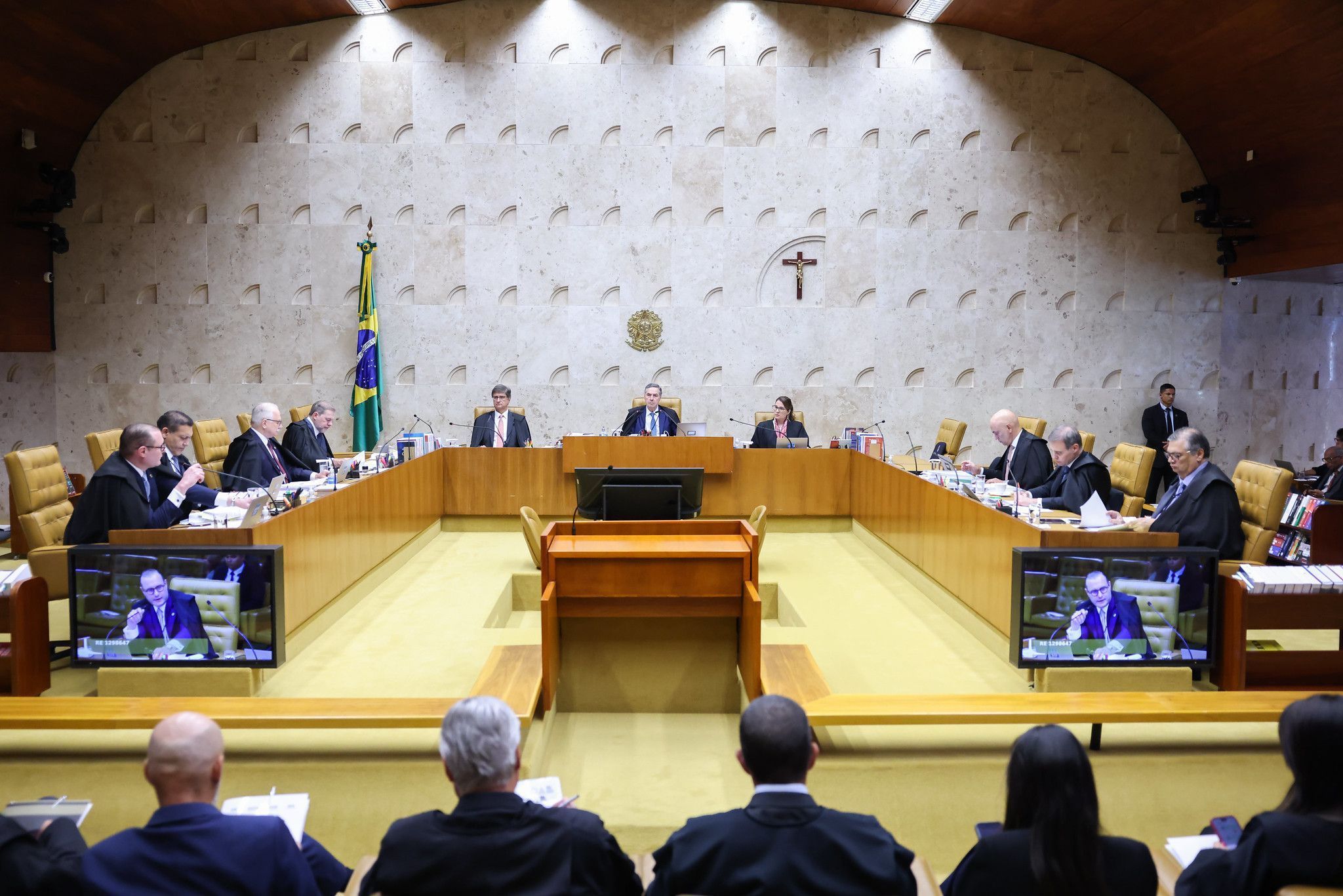 STF forma maioria para validar decisão de Dino sobre plano de emendas parlamentares