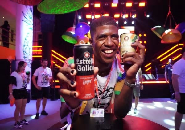 Estrella Galicia celebra o Carnaval de Salvador como cerveja oficial do Camarote Expresso 2222