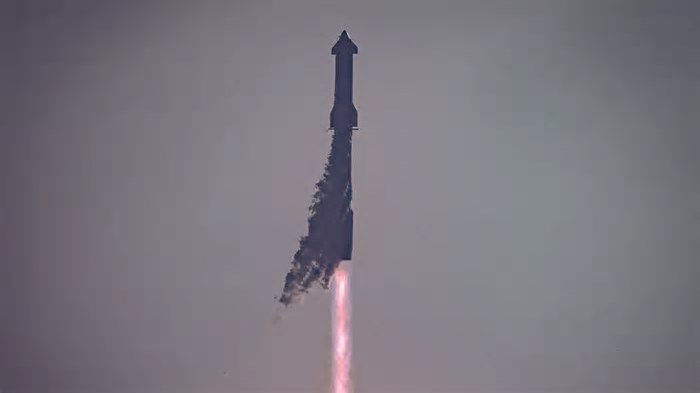 SpaceX remarca 8º teste de voo do seu foguete Starship