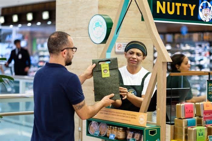 12 franquias baratas de quiosque para shopping centers, que custam a partir de R$ 15 mil