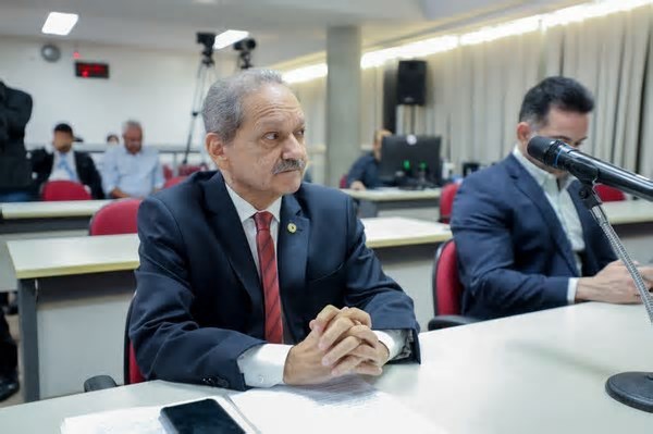 Deputado Wilson Brandão cobra solução para crise hídrica em Pedro II