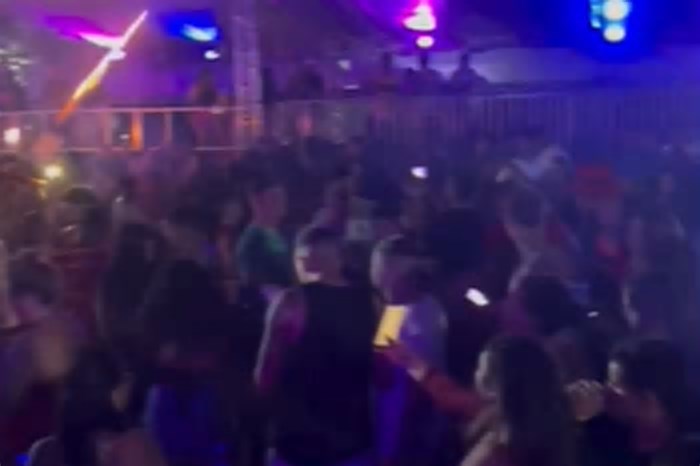 Arma para o alto e briga generalizada. Como era festa na boate do CV