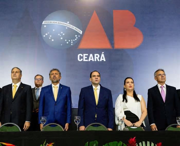 Christiane Leitão é oficializada como a primeira mulher a presidir a OAB-CE: ‘Celebrar a união da classe’