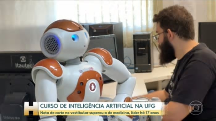 Primeira mulher a se formar em Inteligência Artificial em universidade federal relata propostas de R$ 25 mil