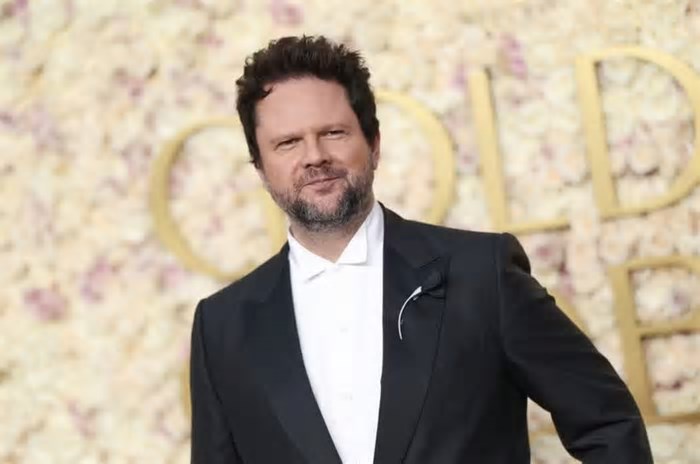 Selton Mello demonstra ansiedade para o Oscar 2025: 'Chega o Natal, mas não chega domingo'