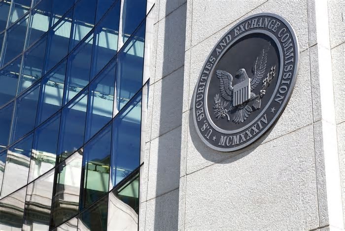 SEC muda classificação de memecoins e abre porta para ETFs, mas cita riscos do segmento