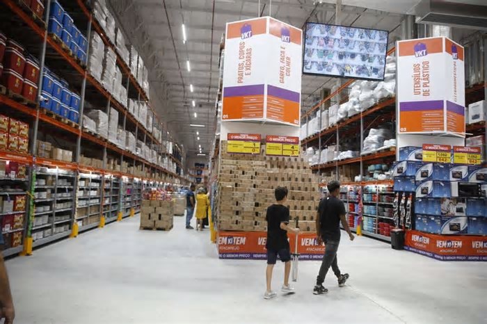 Após inaugurar loja em Fortaleza, grupo mineiro avalia abrir atacarejo VemKiTem no Cariri