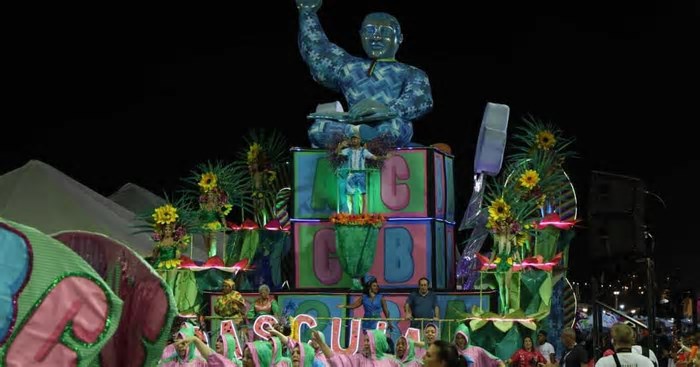 Carnaval 2025: Dascuia vai trazer legado de princesa africana à passarela em Florianópolis