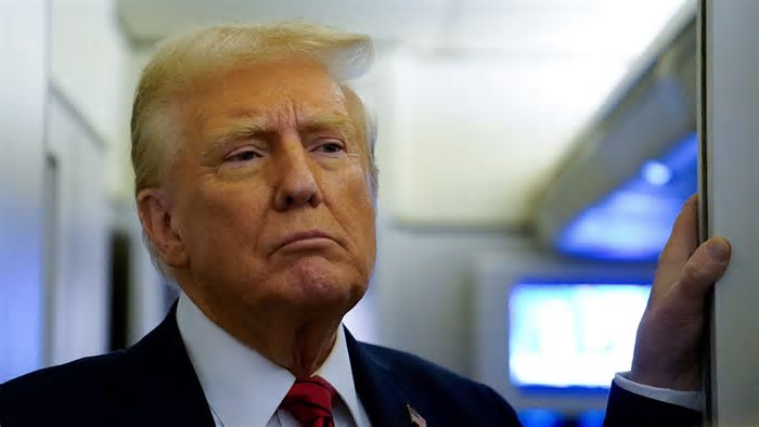 Trump interrompe acesso de Biden a informações confidenciais dos EUA