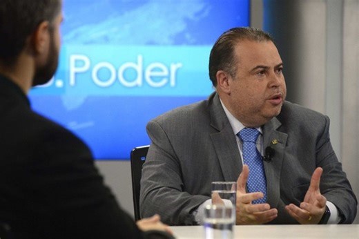 Deputado Júlio César comemora o sucesso da Corrida de Reis