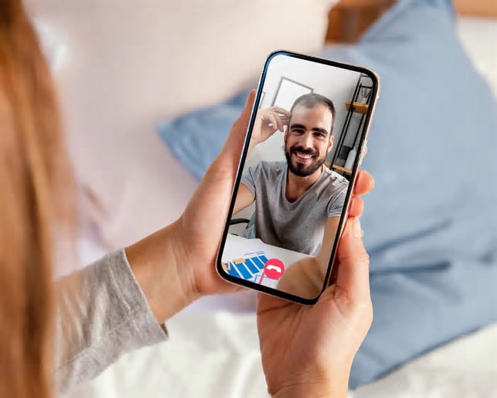 Valentine's Day: Meta dá dicas para evitar golpes amorosos nas redes sociais