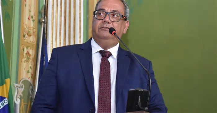 Intervenção de Muniz joga Saúde com