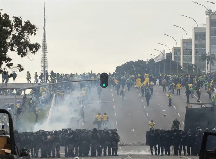 PGR reafirma acusação a PMs do Distrito Federal pelo 8/1
