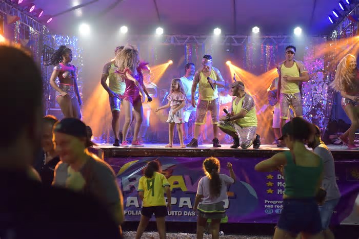 Pré-Carnaval movimenta Amparo neste fim de semana