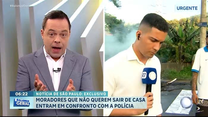 PM lança bomba contra equipe da Record durante protestos em SP