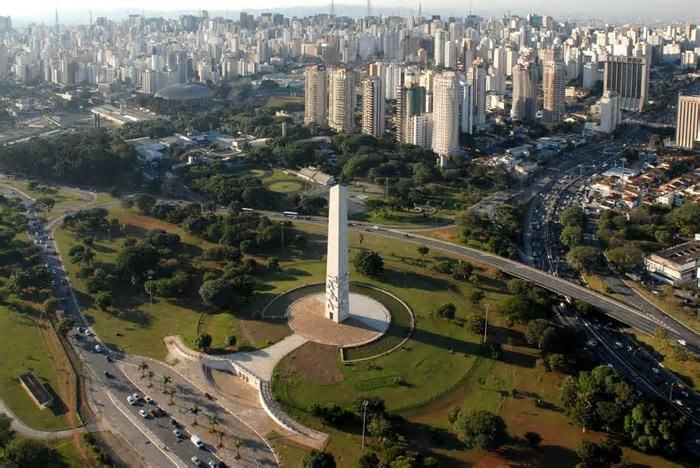 São Paulo aposta em destinos de praia e serra para atrair turistas estrangeiros